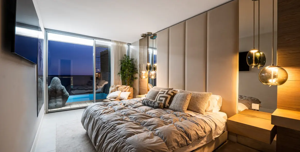 Sale of detached villa in Estepona 5