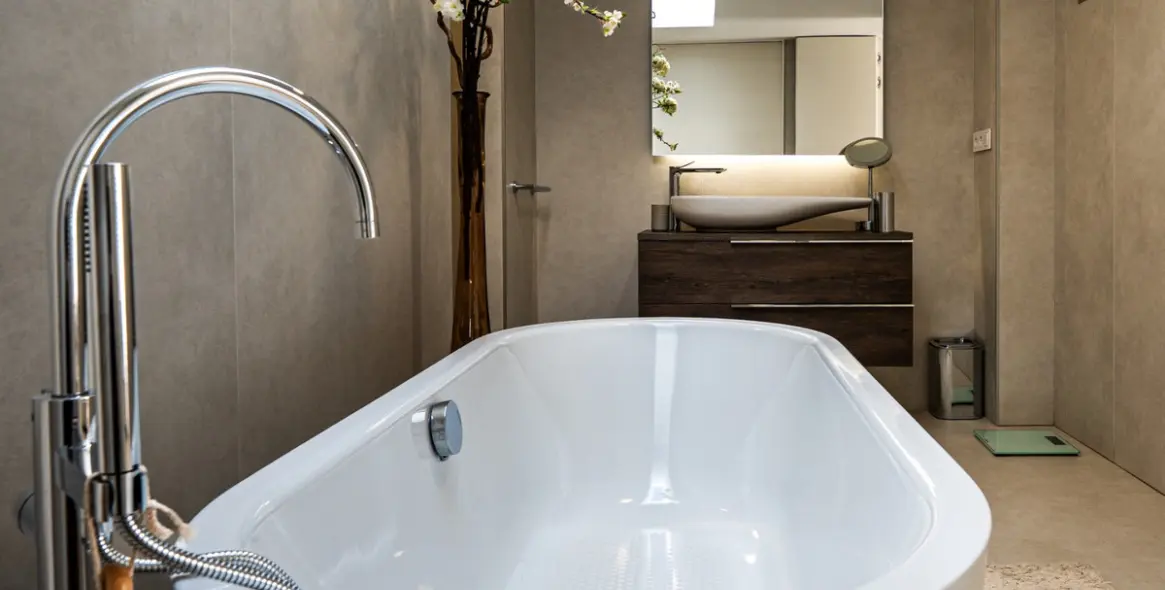 Sale of detached villa in Estepona 29