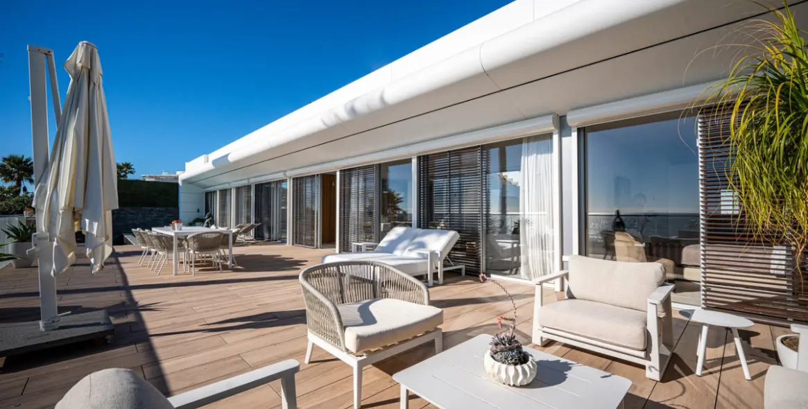 Продажа  отдельно стоящей виллы в Estepona 61