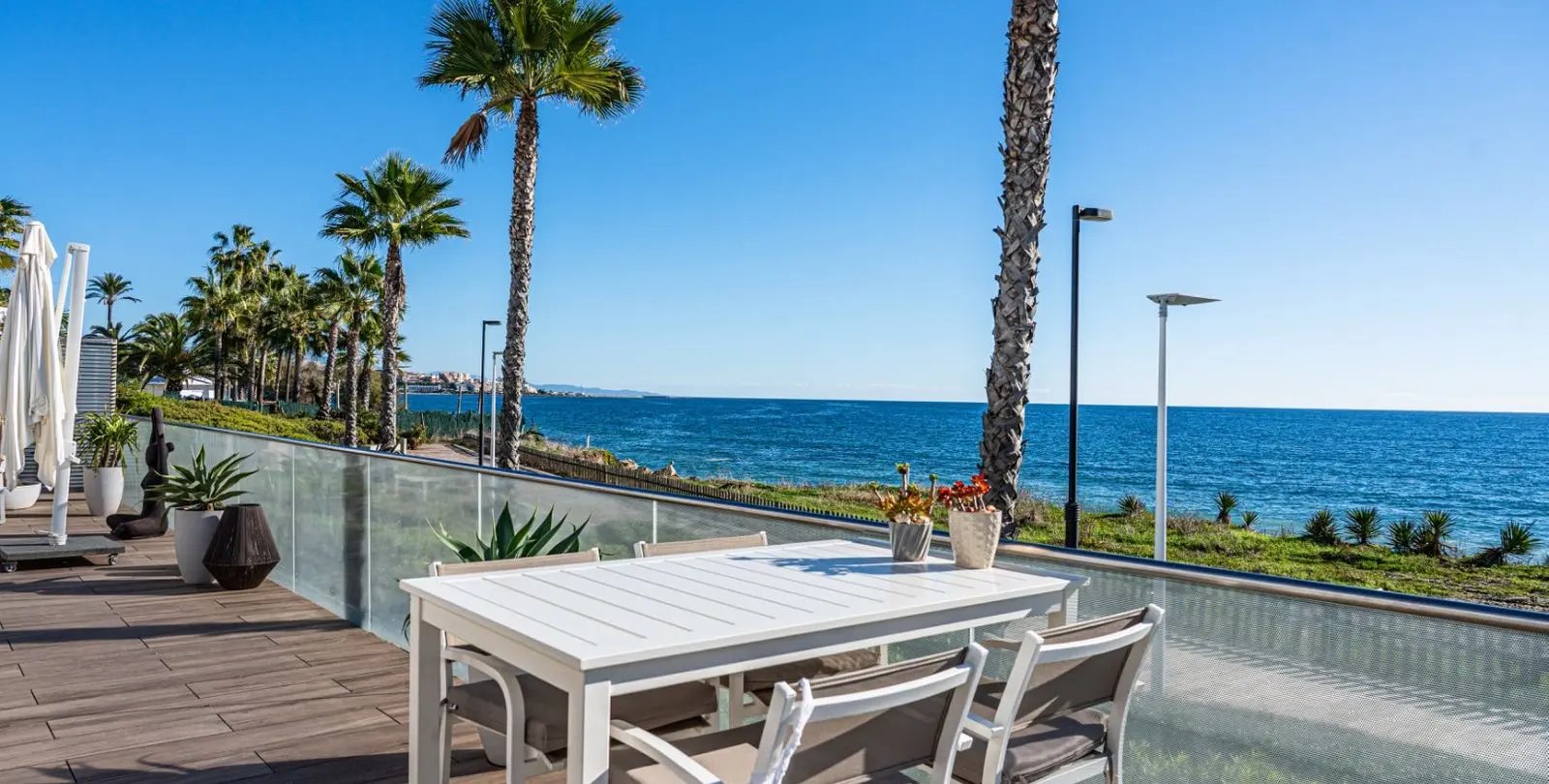 Sale of detached villa in Estepona 47