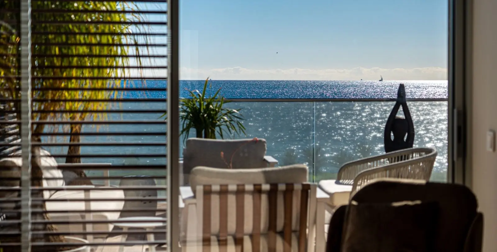 Продажа  отдельно стоящей виллы в Estepona 3