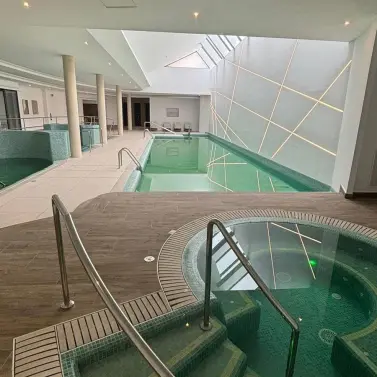 Alquiler a largo plazo de apartamento en planta baja en Estepona