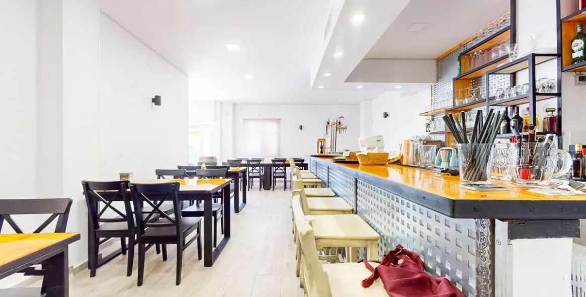 Sale of bar in Benalmadena Costa 9