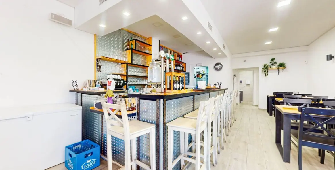 Sale of bar in Benalmadena Costa 11