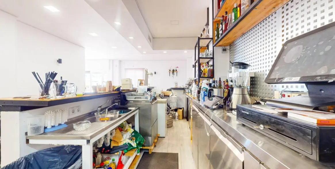 Sale of bar in Benalmadena Costa 12