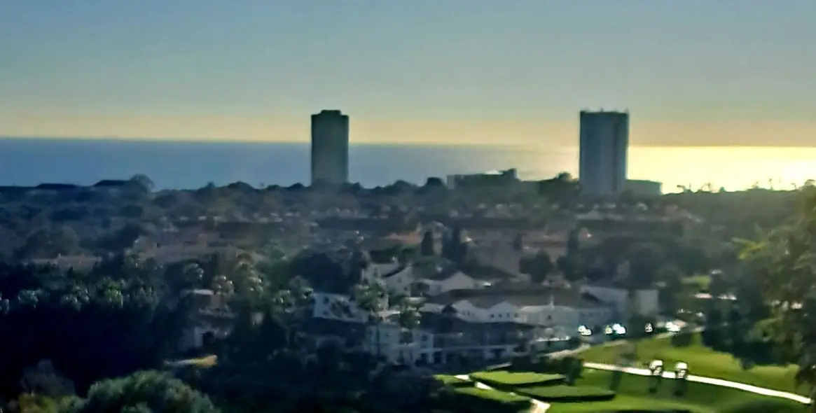 Sale of penthouse duplex in Elviria 1