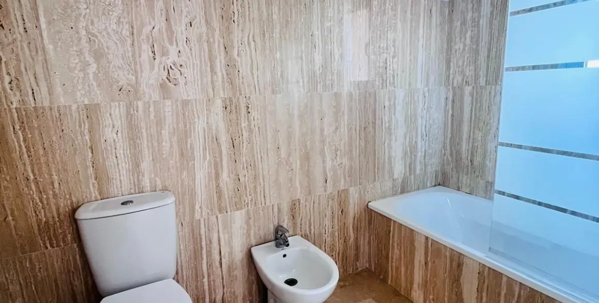 Sale of penthouse duplex in Elviria 30