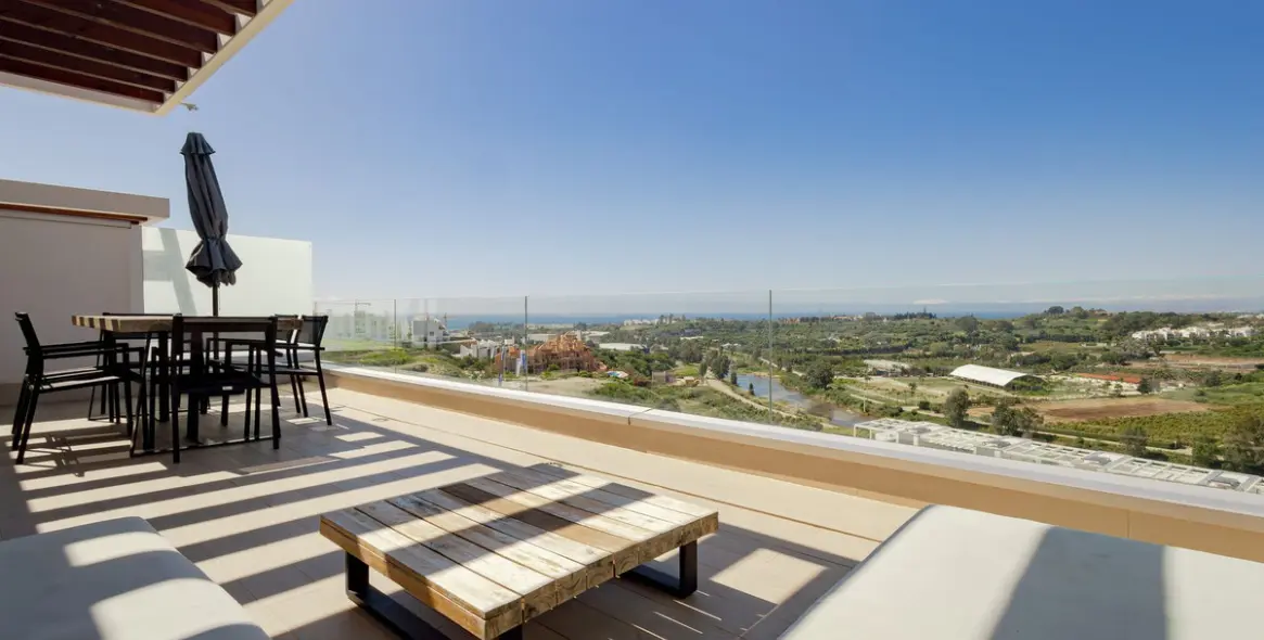 Продажа двухуровневого пентхауса в Cancelada 4