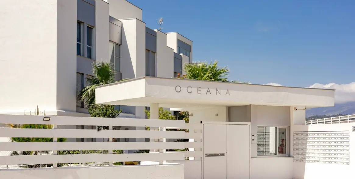 Sale of penthouse duplex in Cancelada 23