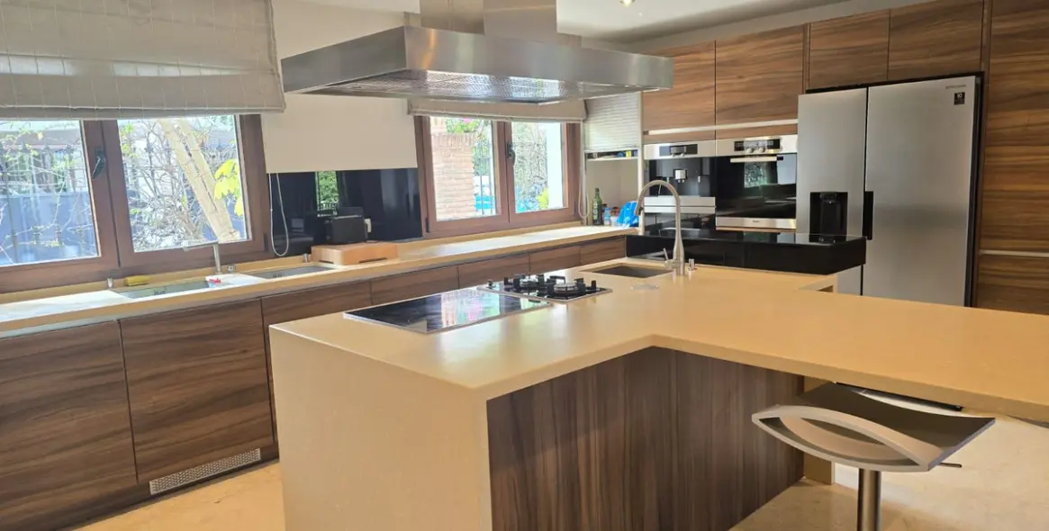 Продажа  отдельно стоящей виллы в Marbella 6