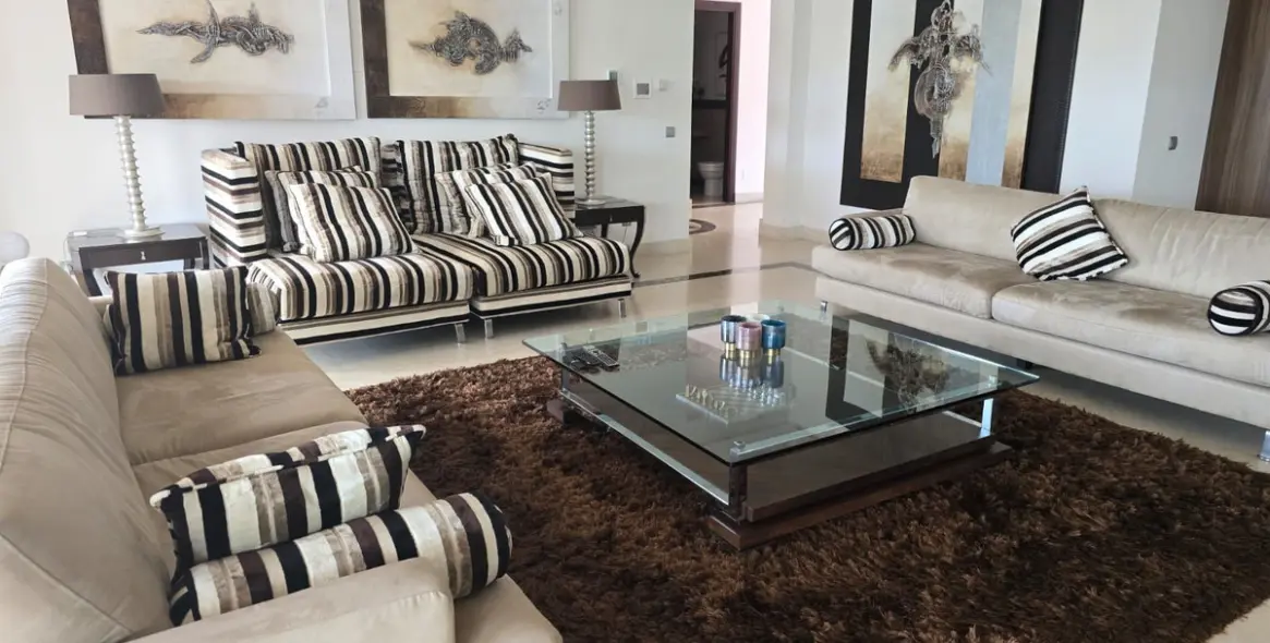 Продажа  отдельно стоящей виллы в Marbella 16