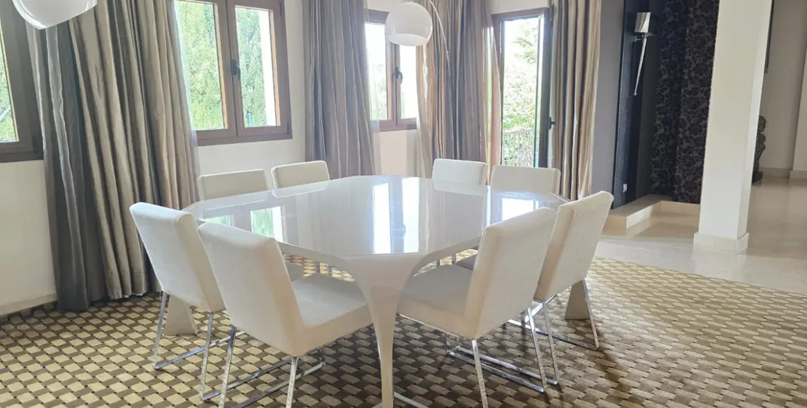 Продажа  отдельно стоящей виллы в Marbella 17