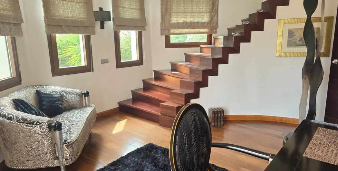 Продажа  отдельно стоящей виллы в Marbella 25