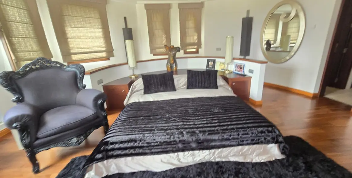 Продажа  отдельно стоящей виллы в Marbella 28