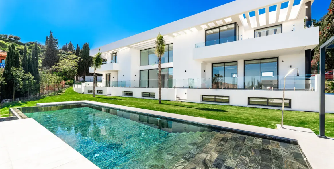 Venta de villa independiente en Benahavís 1