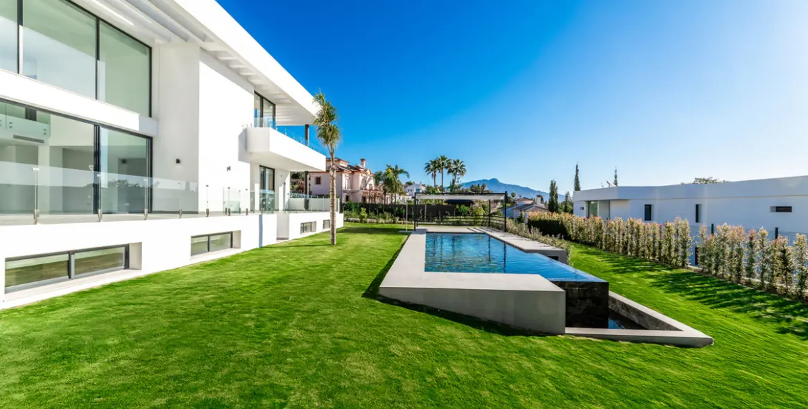 Venta de villa independiente en Benahavís 17