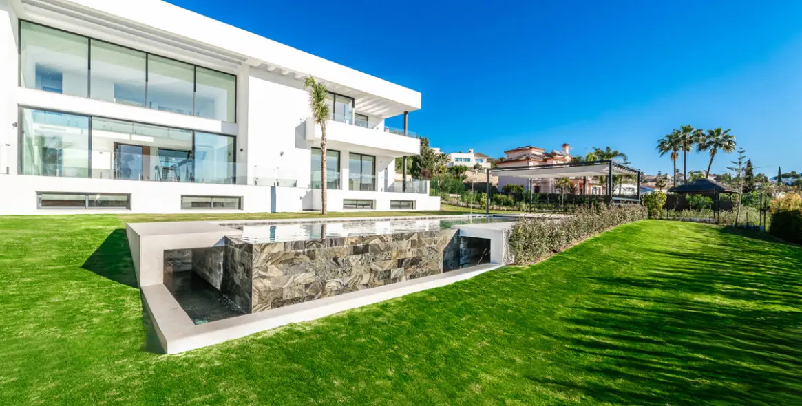 Venta de villa independiente en Benahavís 20