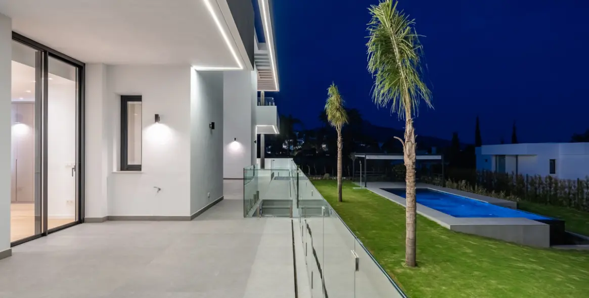 Продажа  отдельно стоящей виллы в Benahavís 24