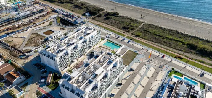 Продажа апартаментов на первом этаже в Torrox Costa 0