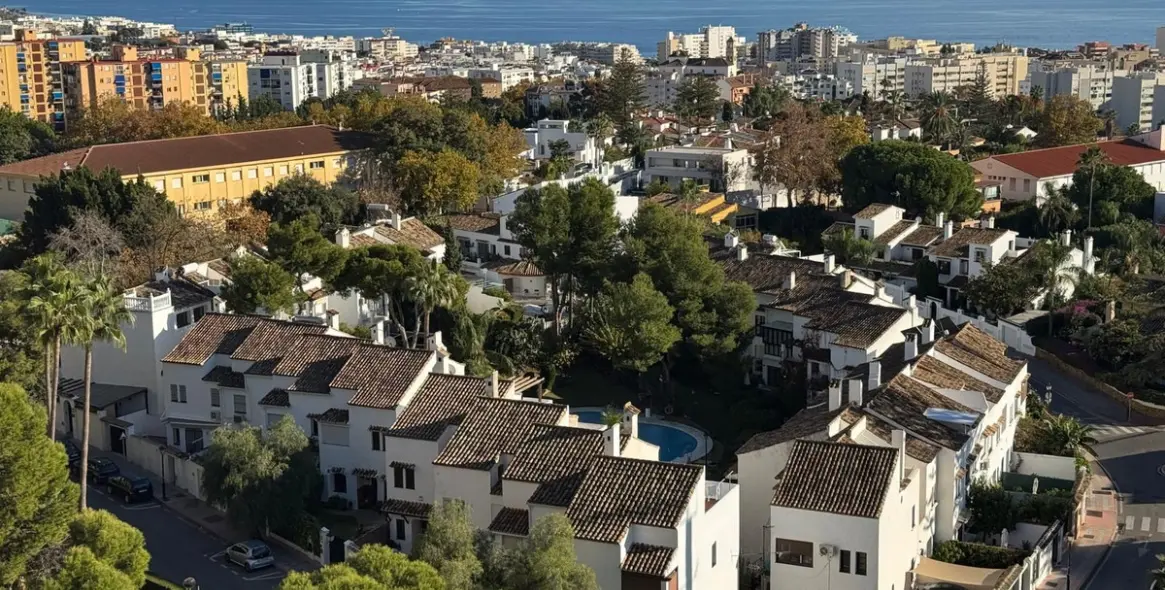 Sale of townhouse in Marbella 2