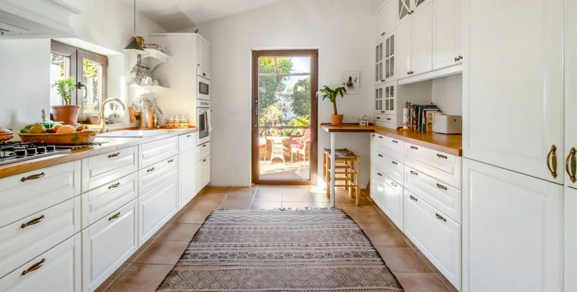 Продажа  отдельно стоящей виллы в Nerja 7