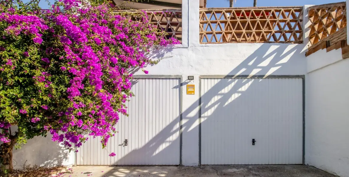 Sale of detached villa in Nerja 34