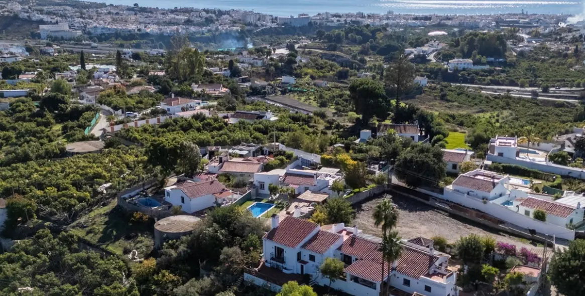 Sale of detached villa in Nerja 36