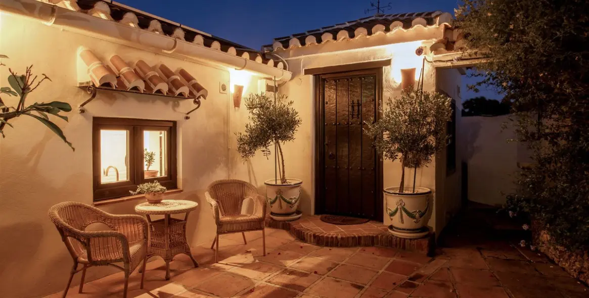 Sale of detached villa in Nerja 38