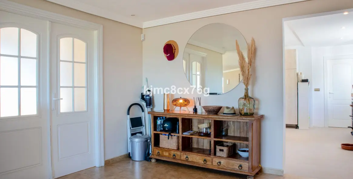 Продажа  отдельно стоящей виллы в Torremolinos 9