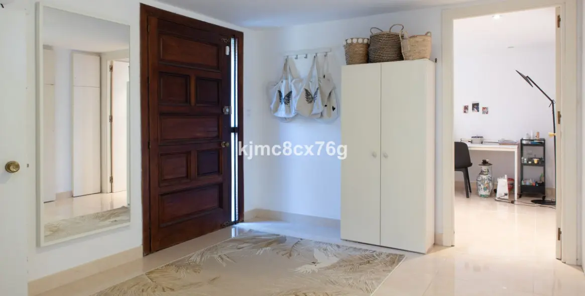 Sale of detached villa in Torremolinos 43