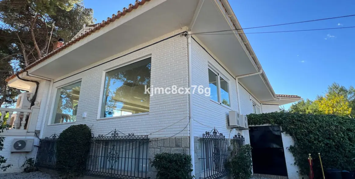 Sale of detached villa in Torremolinos 60