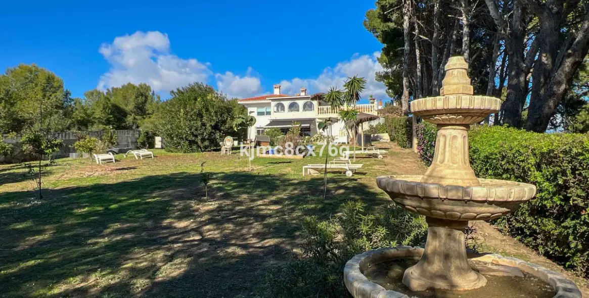 Sale of detached villa in Torremolinos 78