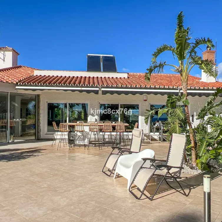 Sale of detached villa in Torremolinos