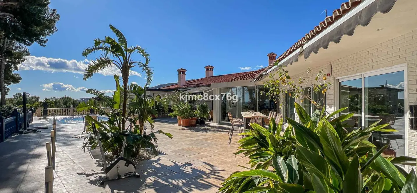 Sale of detached villa in Torremolinos 4