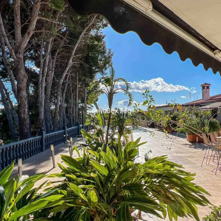 Sale of detached villa in Torremolinos