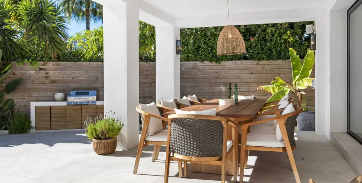 Long-term rent of detached villa in Nueva Andalucía 42