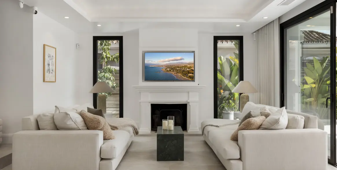 Short-term rent of detached villa in Nueva Andalucía 3