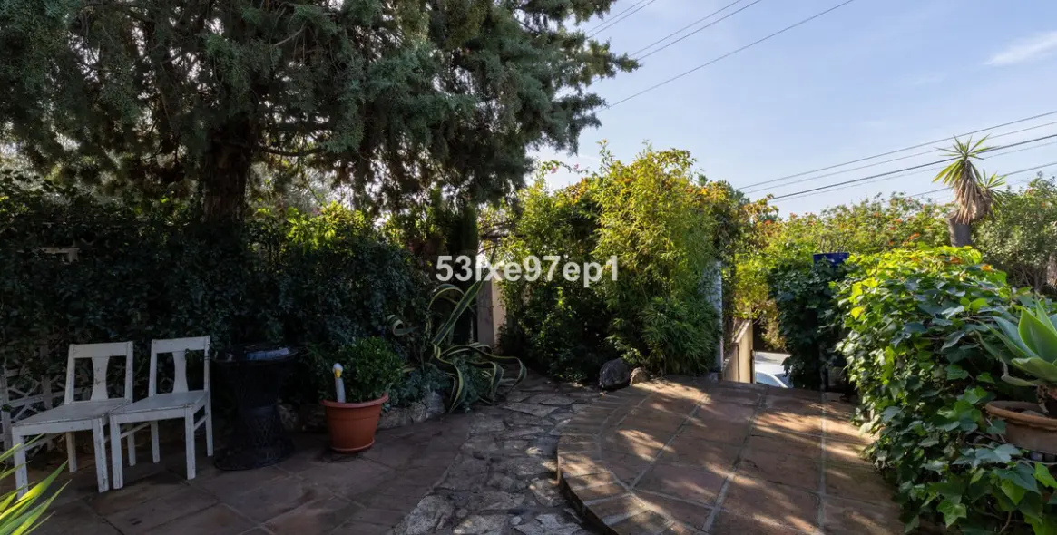 Sale of detached villa in Campo Mijas 11