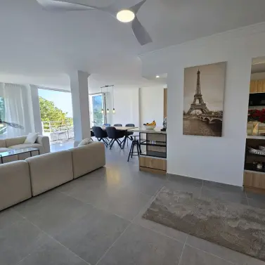 Продажа апартаментов на среднем этаже в Nueva Andalucía