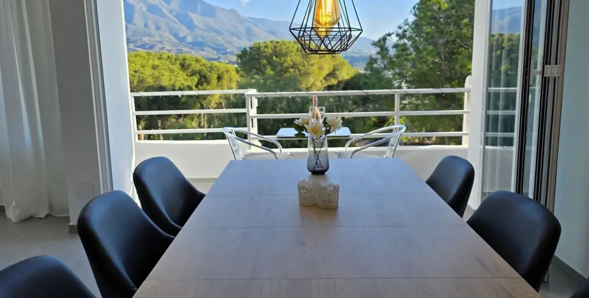 Продажа апартаментов на среднем этаже в Nueva Andalucía 19