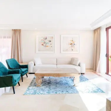 Long-term rent of penthouse in New Golden Mile