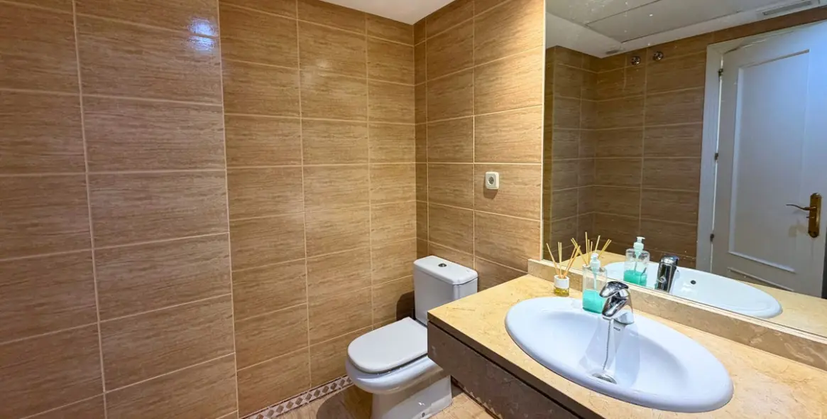 Продажа апартаментов на среднем этаже в Puerto Banús 11