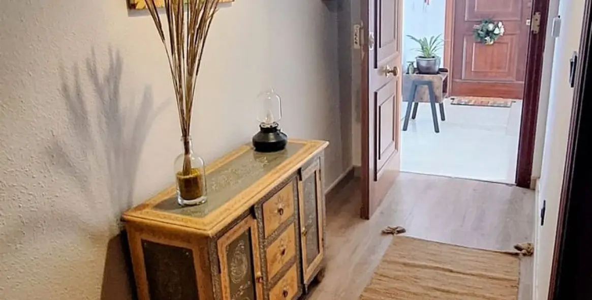 Продажа апартаментов на среднем этаже в Marbella 3