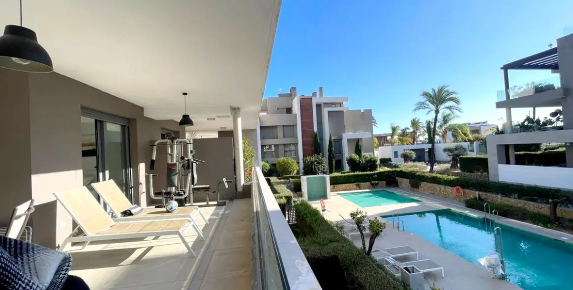 Продажа апартаментов на среднем этаже в Cancelada 13