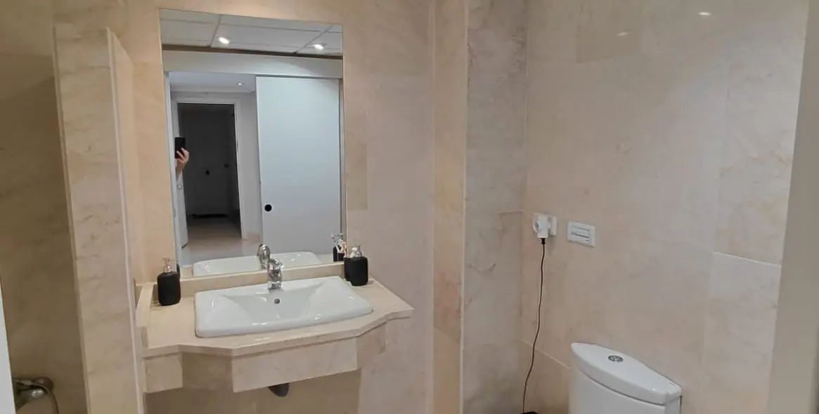 Sale of middle floor apartment in Nagüeles 16