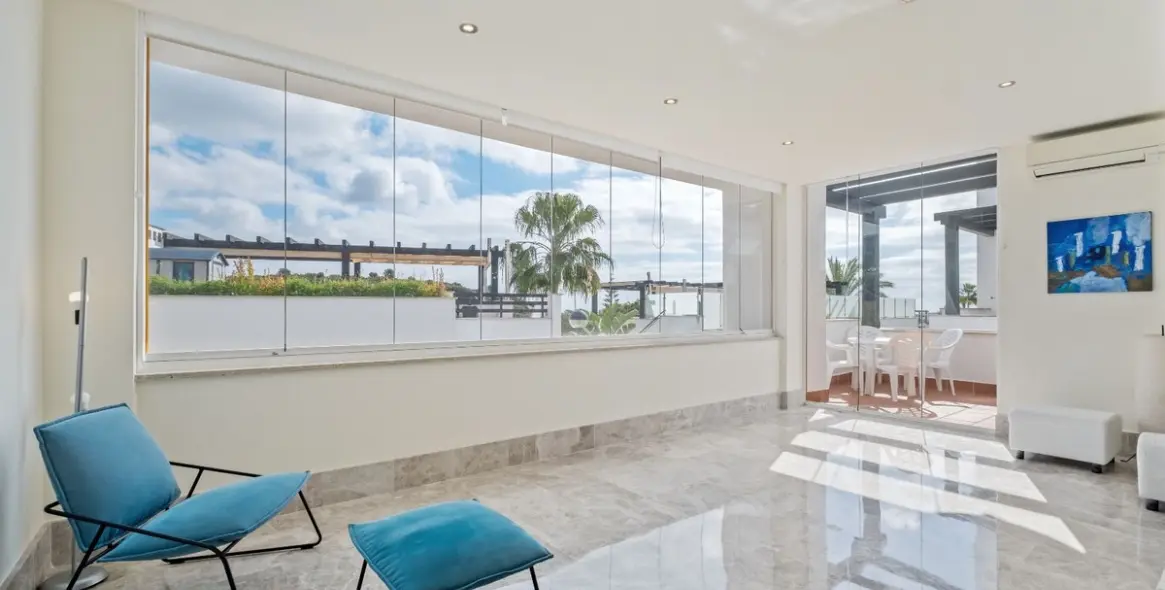 Sale of duplex in Santa Clara 3