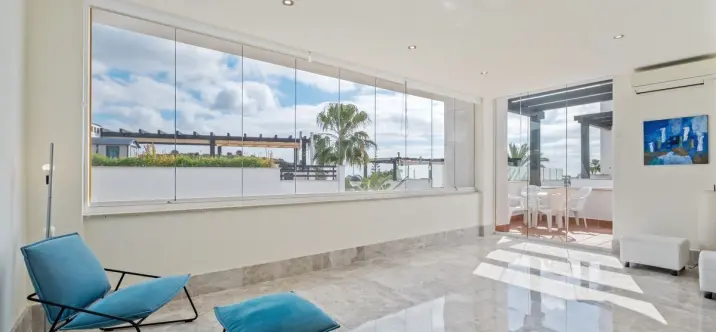 Sale of duplex in Santa Clara 2