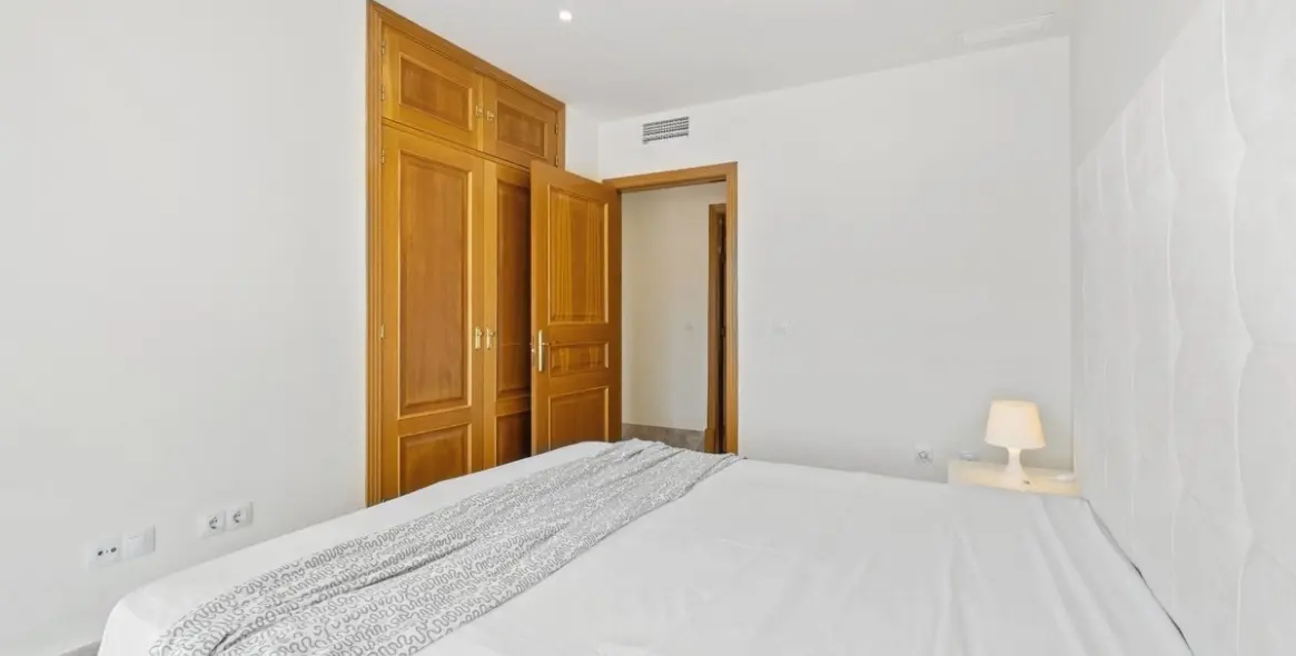 Sale of duplex in Santa Clara 5