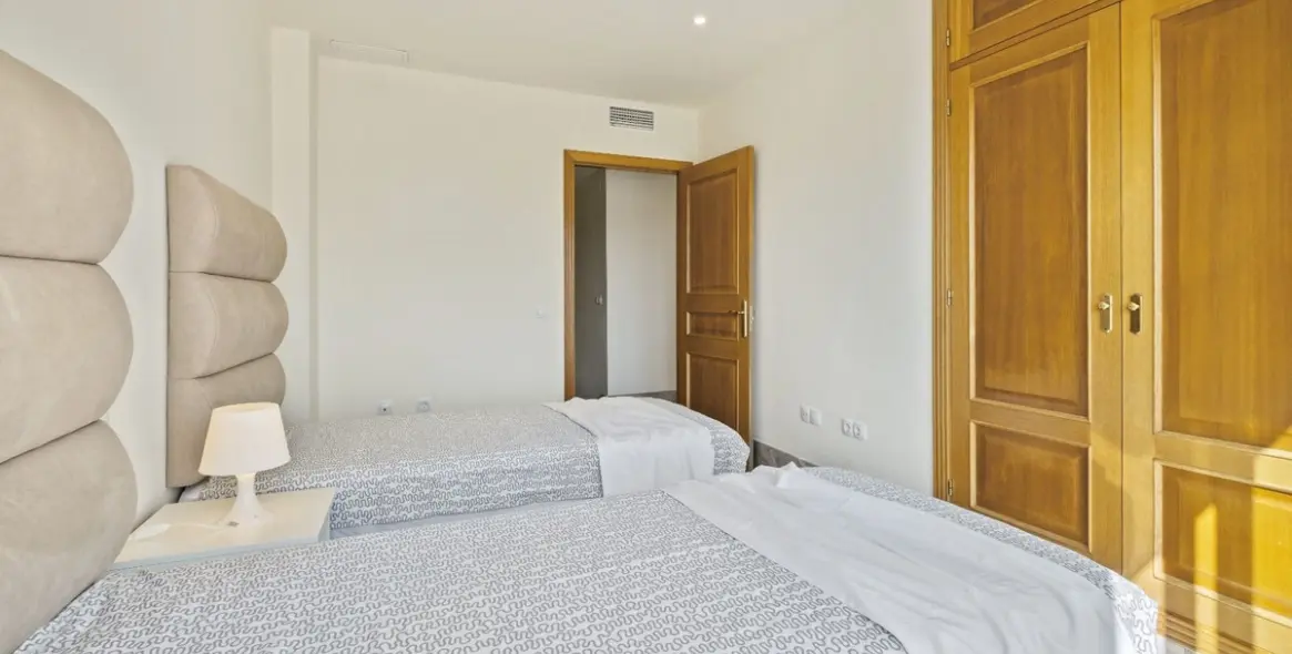 Sale of duplex in Santa Clara 7