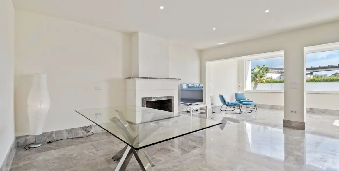 Sale of duplex in Santa Clara 14